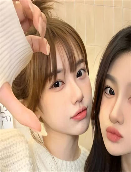 上海化学老师聊天记录_韩国电影爱情小说_欧美无人区码卡二卡3卡4破解